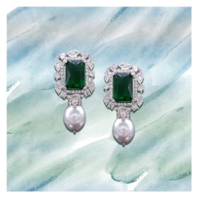 EXOTIC EMERALD EARRINGS